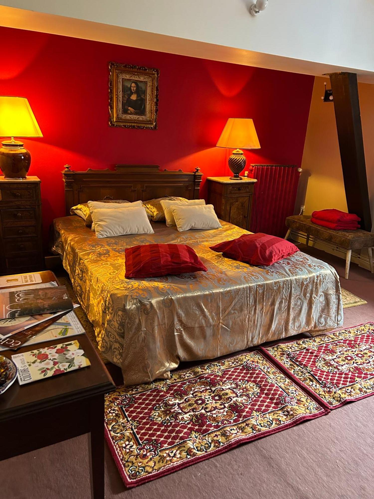 Manoir De La Gravette, Manoir Et Table D'Hotes Montauban Exteriör bild