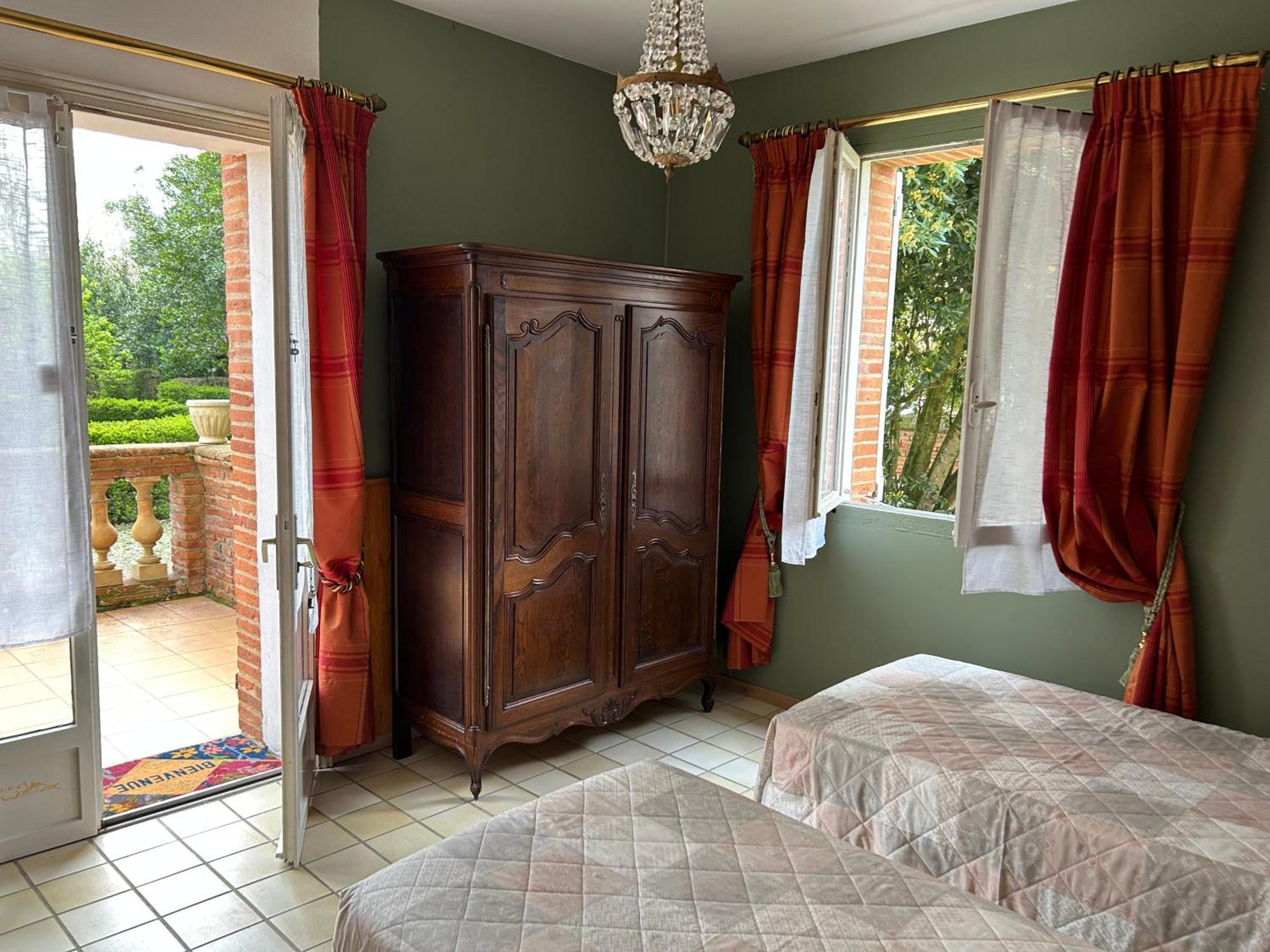 Manoir De La Gravette, Manoir Et Table D'Hotes Montauban Exteriör bild