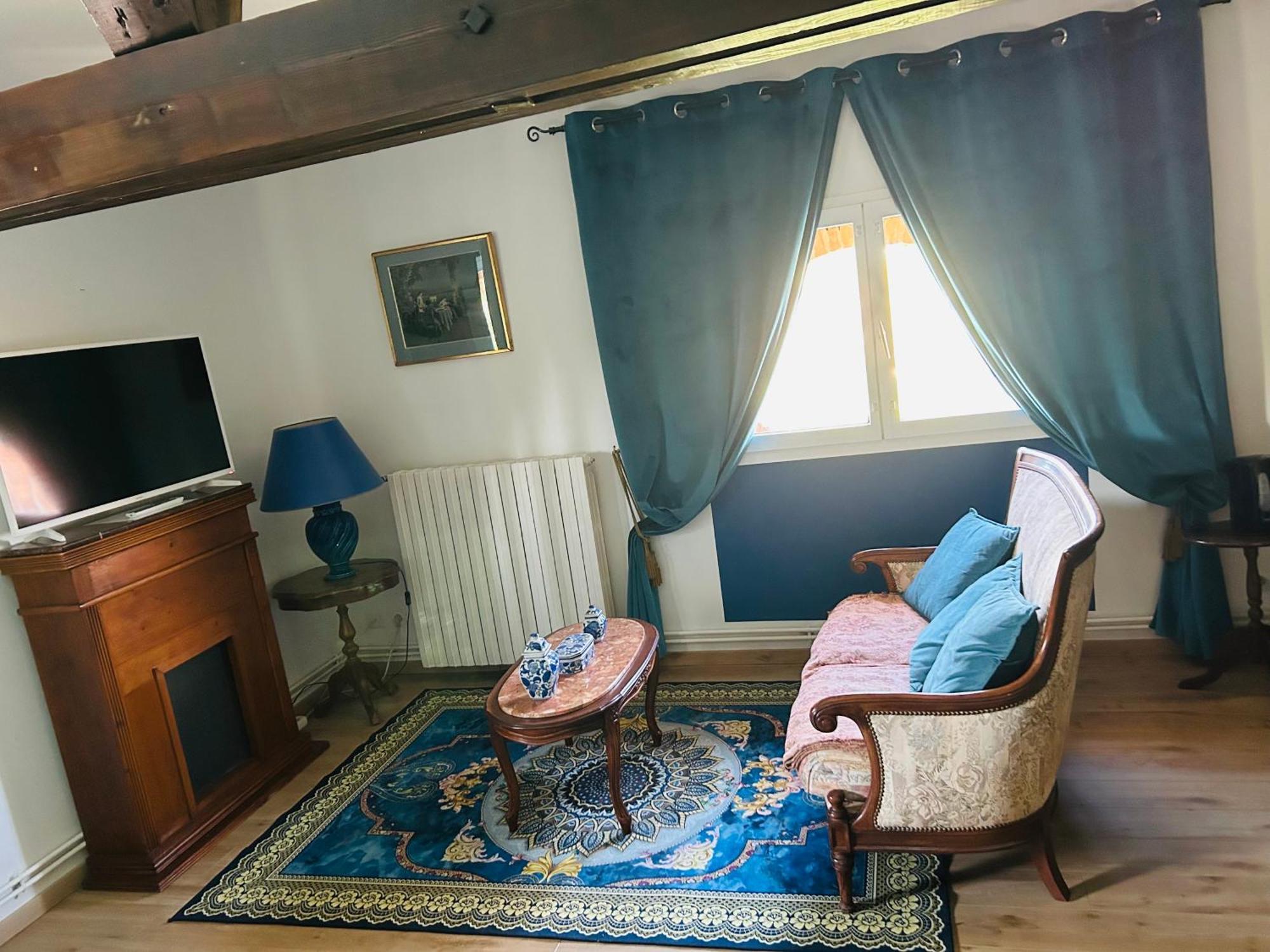 Manoir De La Gravette, Manoir Et Table D'Hotes Montauban Exteriör bild