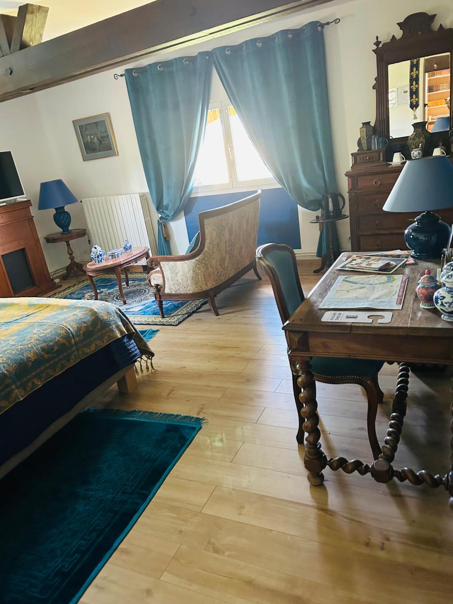 Manoir De La Gravette, Manoir Et Table D'Hotes Montauban Exteriör bild