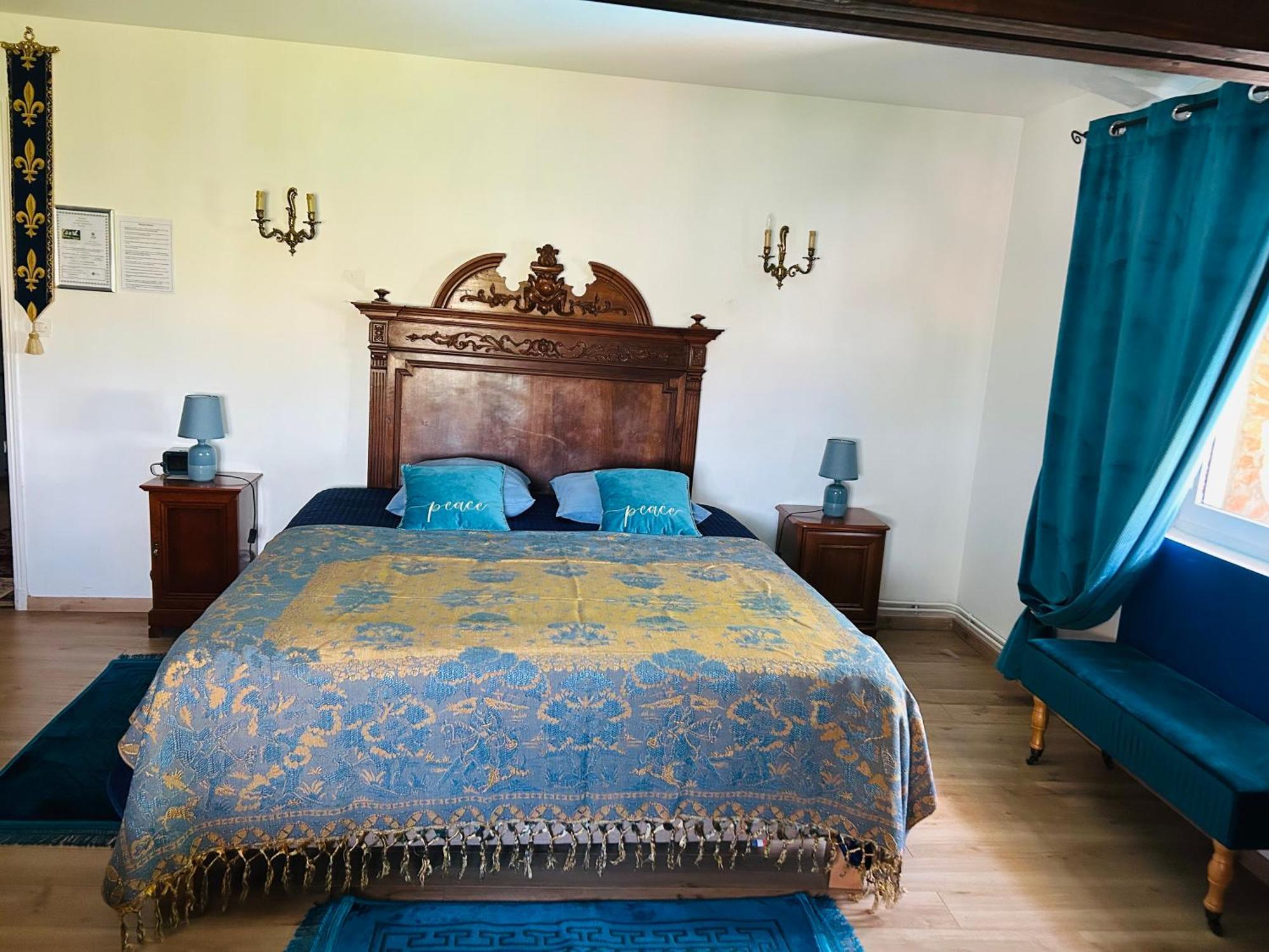 Manoir De La Gravette, Manoir Et Table D'Hotes Montauban Exteriör bild